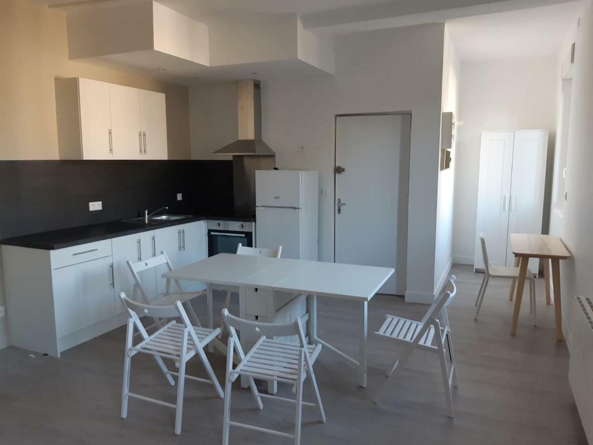 Guibert 17 F2 47 M2 Caudebec Etage 1 Sweet Home المظهر الخارجي الصورة